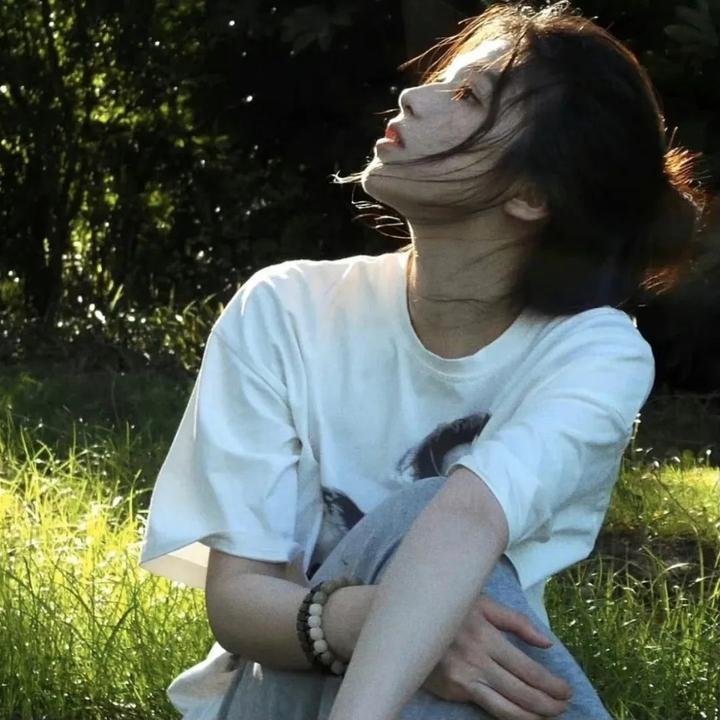 怪兽与女孩